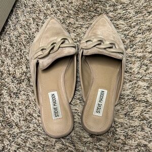Steve Madden Taupe Chain-Accent Pointed Toe Mules